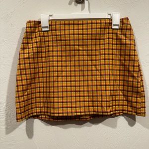 Clueless style mini skirt!